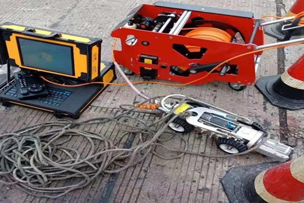 铜鼓CCTV管道检测机器人